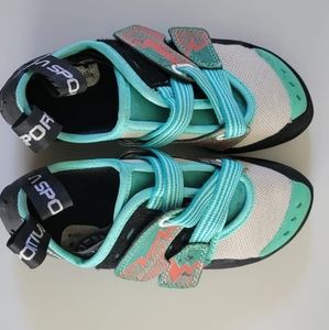 La Sportiva Oxygym Climbing Shoes  Women's 5.5